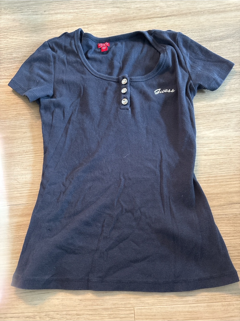 Guess Henley